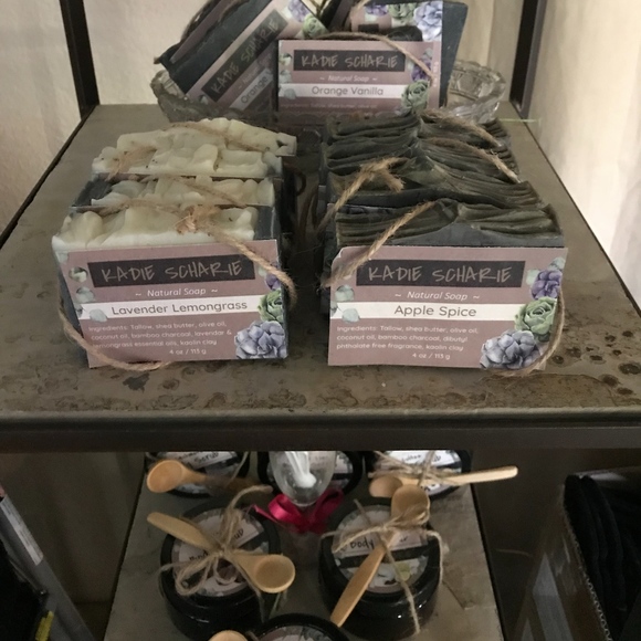 Meet your Posher, Vicki - Picture 4 of 8